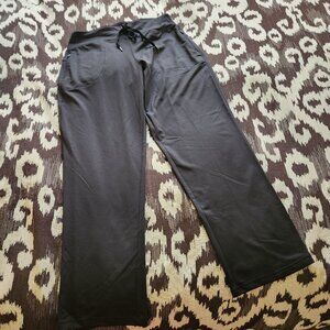 Wide leg, tie waist leggings Women's.